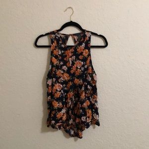 Flowy floral fall tank top - Size M - American Eagle Outfitters
